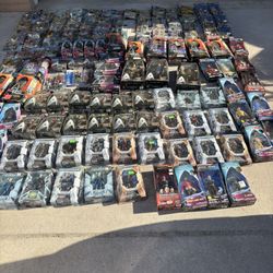 Start Trek Action Figures Collection 