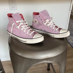 Converse Women’sPink Gingham High Tops Sz 10