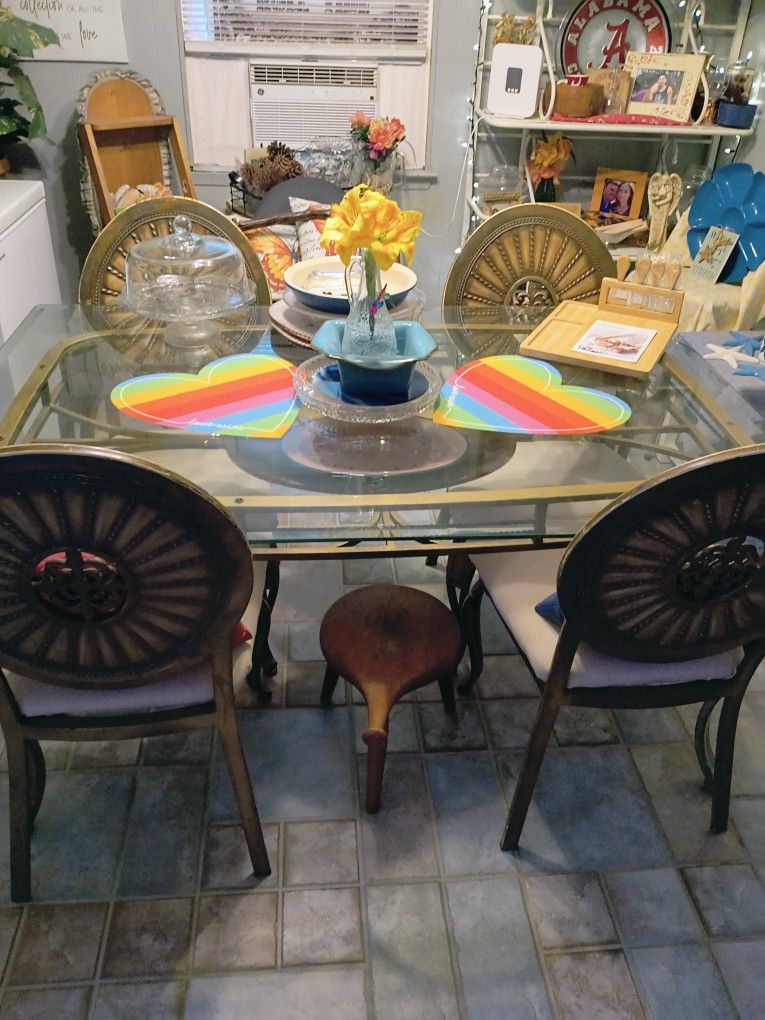 Dining Room Table And 4 Chairs