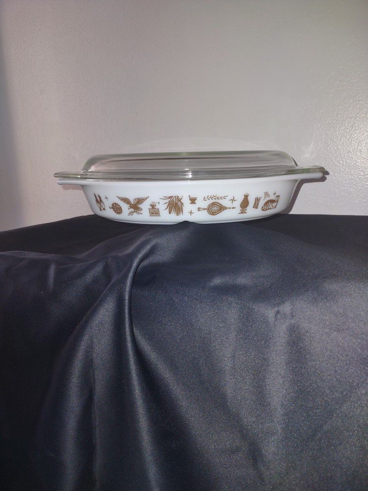 Vintage Pyrex Early American Divided Casserole with Lid 