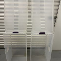 2 Clear Contaners