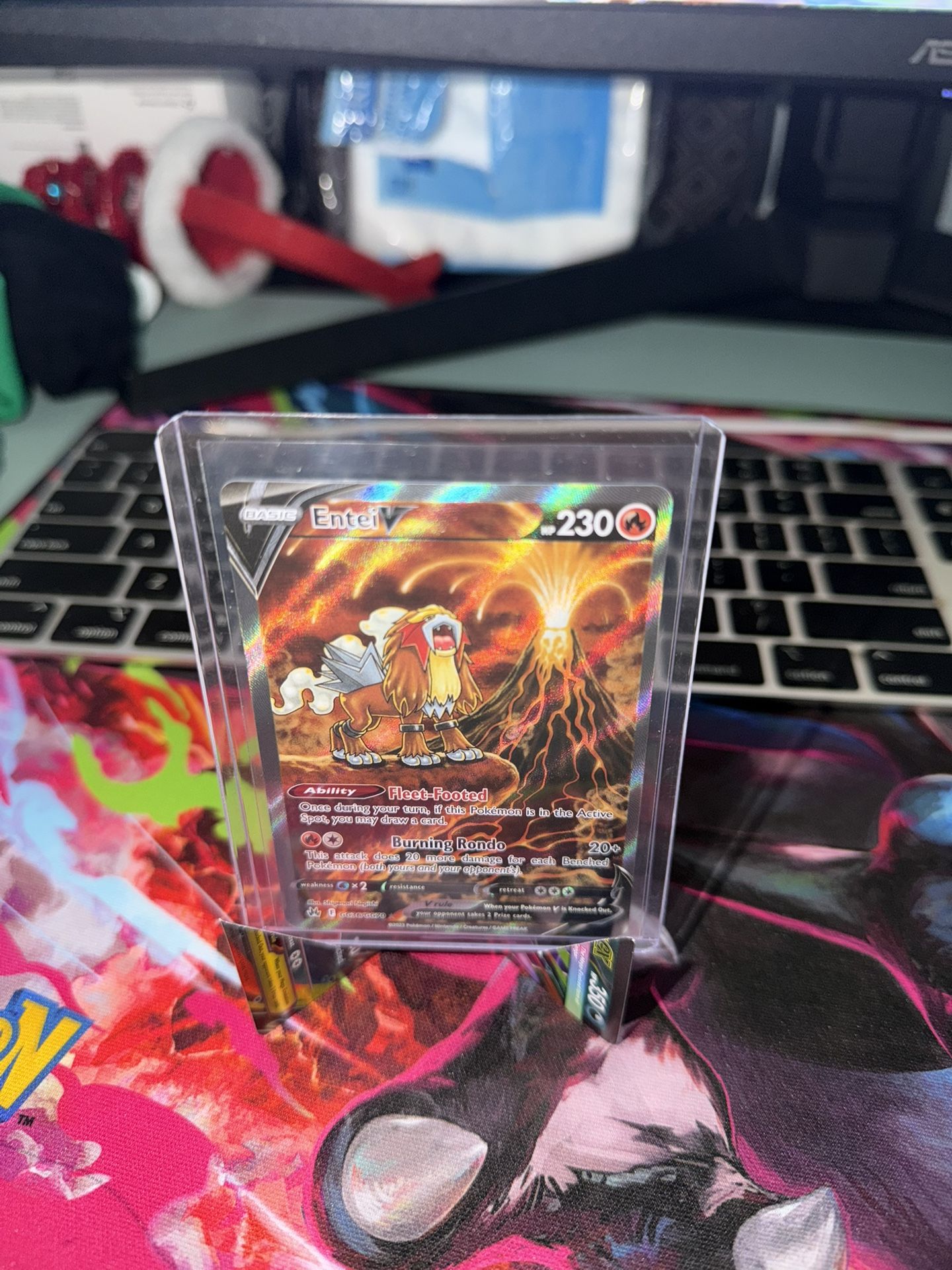 NM Entei V - Crown Zenith