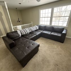 Leather sectional Couch 