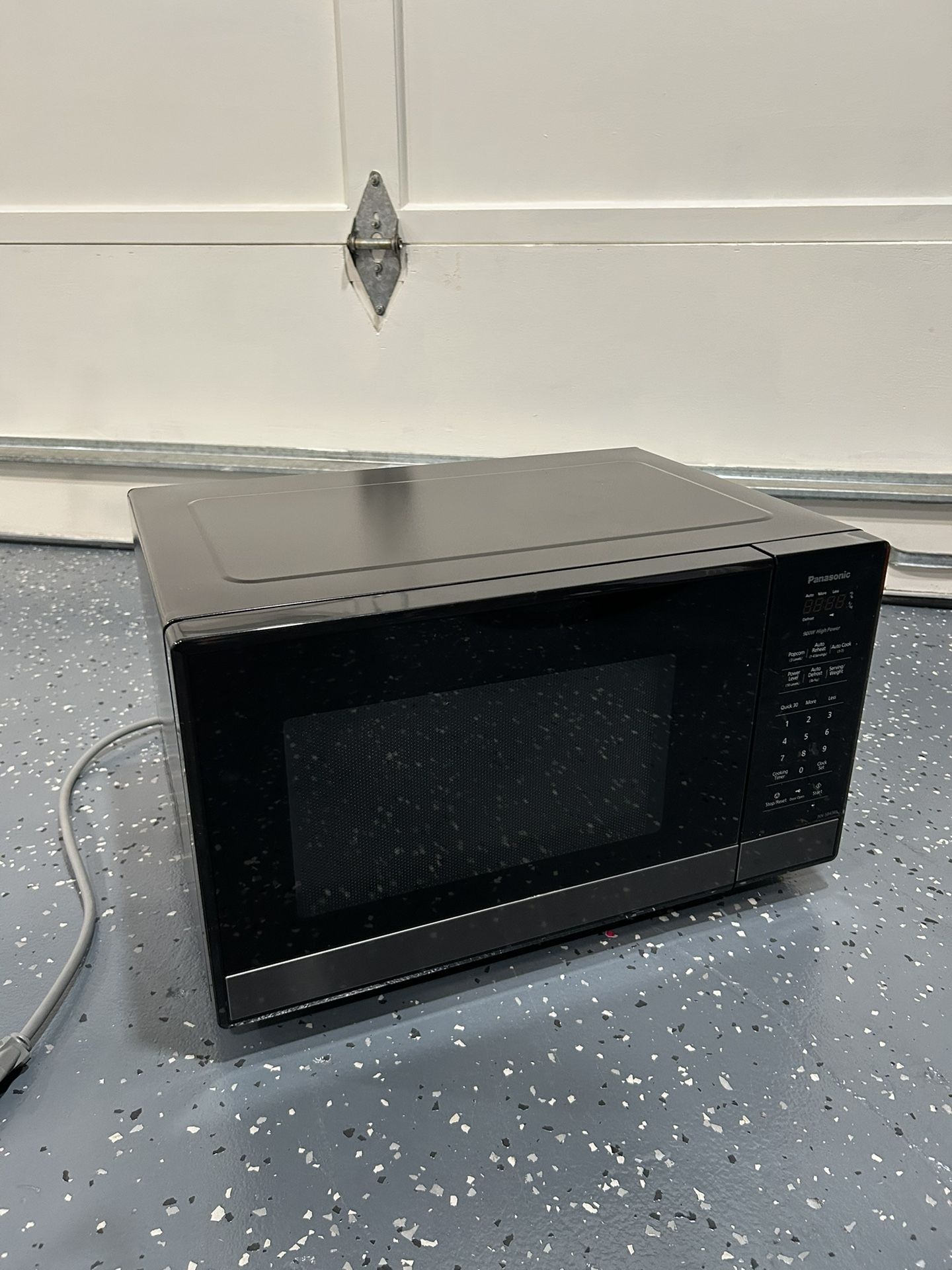 Panasonic NN-SB438S Compact Microwave Oven, 0.9 cft, Black Stainless Steel