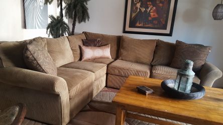 Z galleries sectional only $480