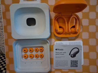 Powerbeats pro 2 noise canceling headphones