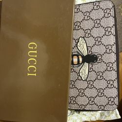 Gucci Women’s Wallet