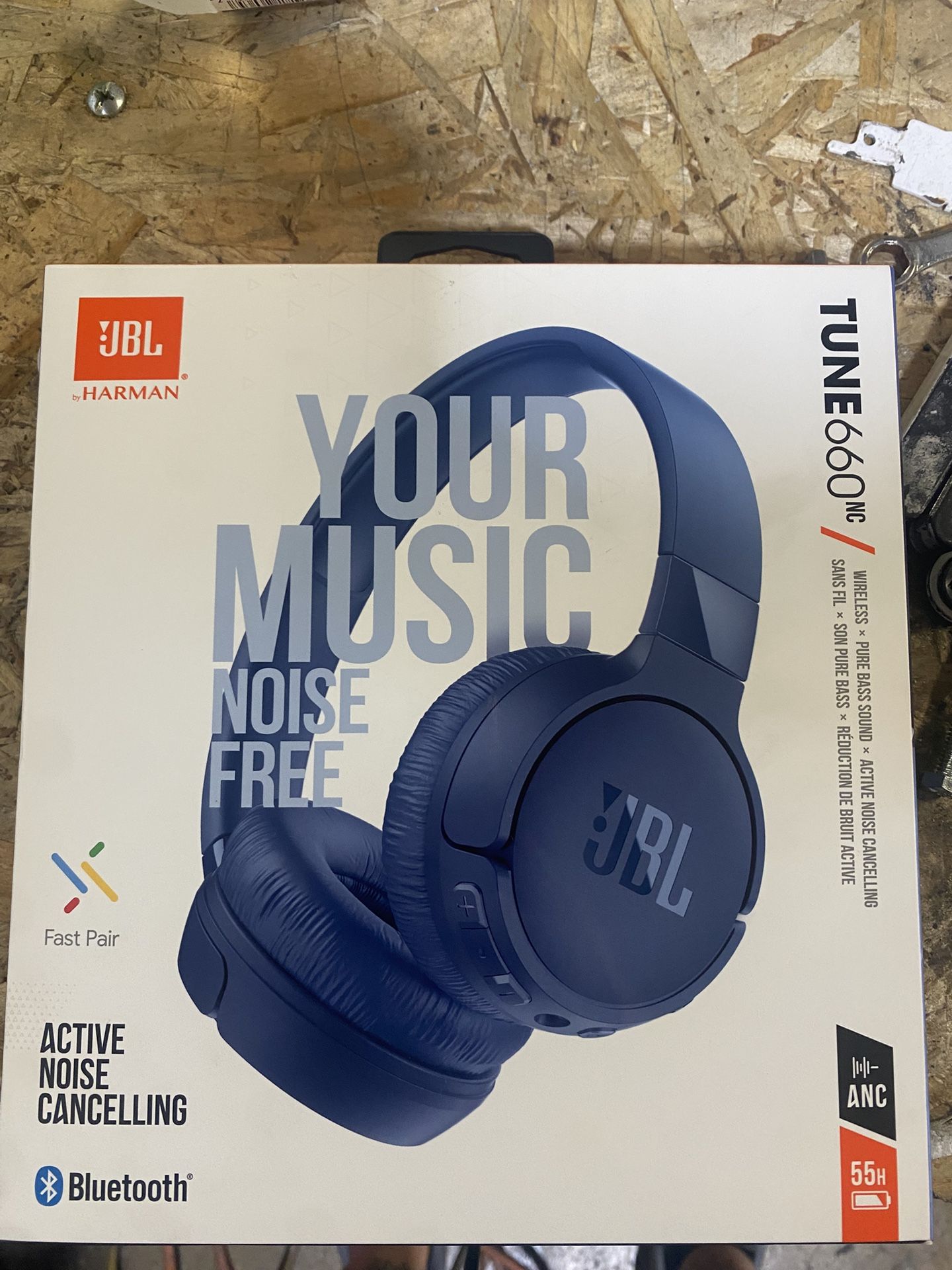 Brand New JBL TUNE 660NC OVER THE EAR HEADPHONES
