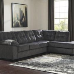 L Sectional Couch With Queen Pullout