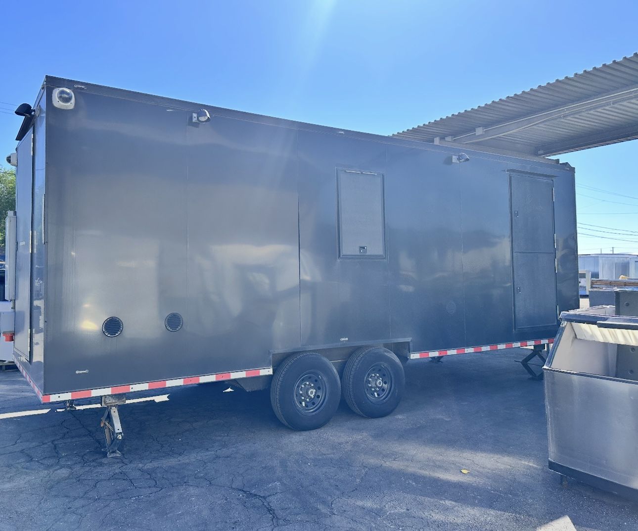 Food trailer