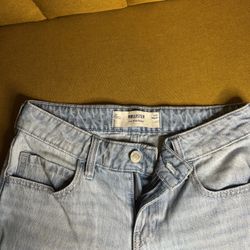 Light Wash Hollister Pants 