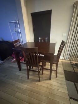 Counter Height Dining Table Set with 4 Chairs
