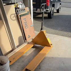 Pallet jack