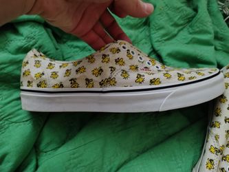 Peanuts  Woodstock Vans