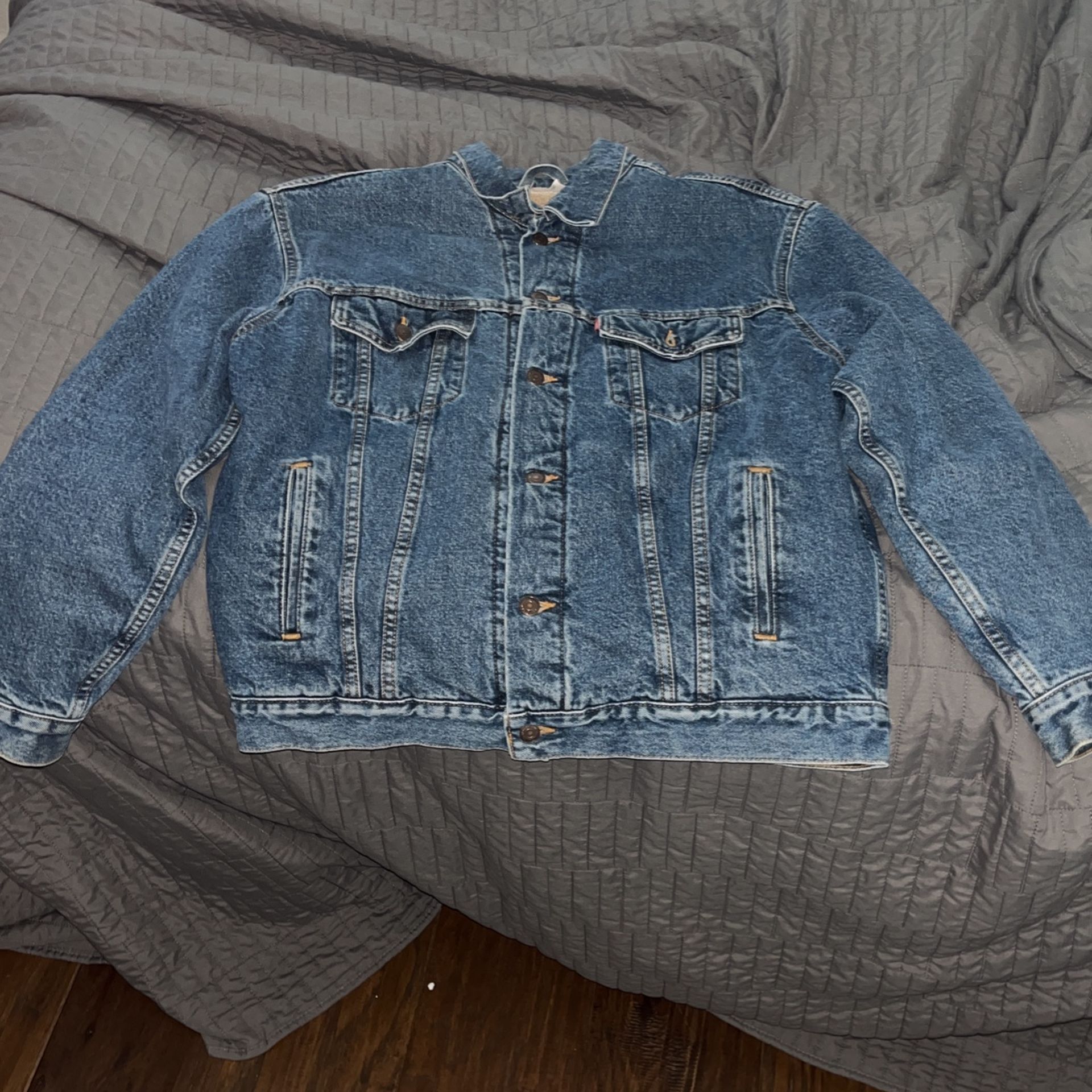 Levi jean jacket