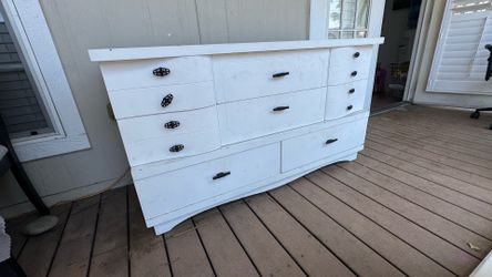 White long 8 drawer dresser vintage