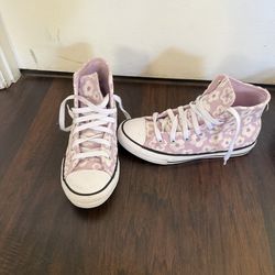 Girls shoes-Converse