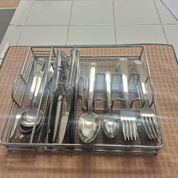 Silverware Set