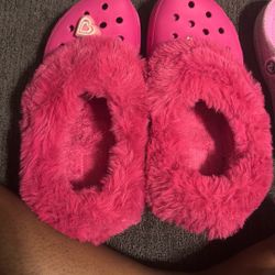 7 In Men’s 9 In Women