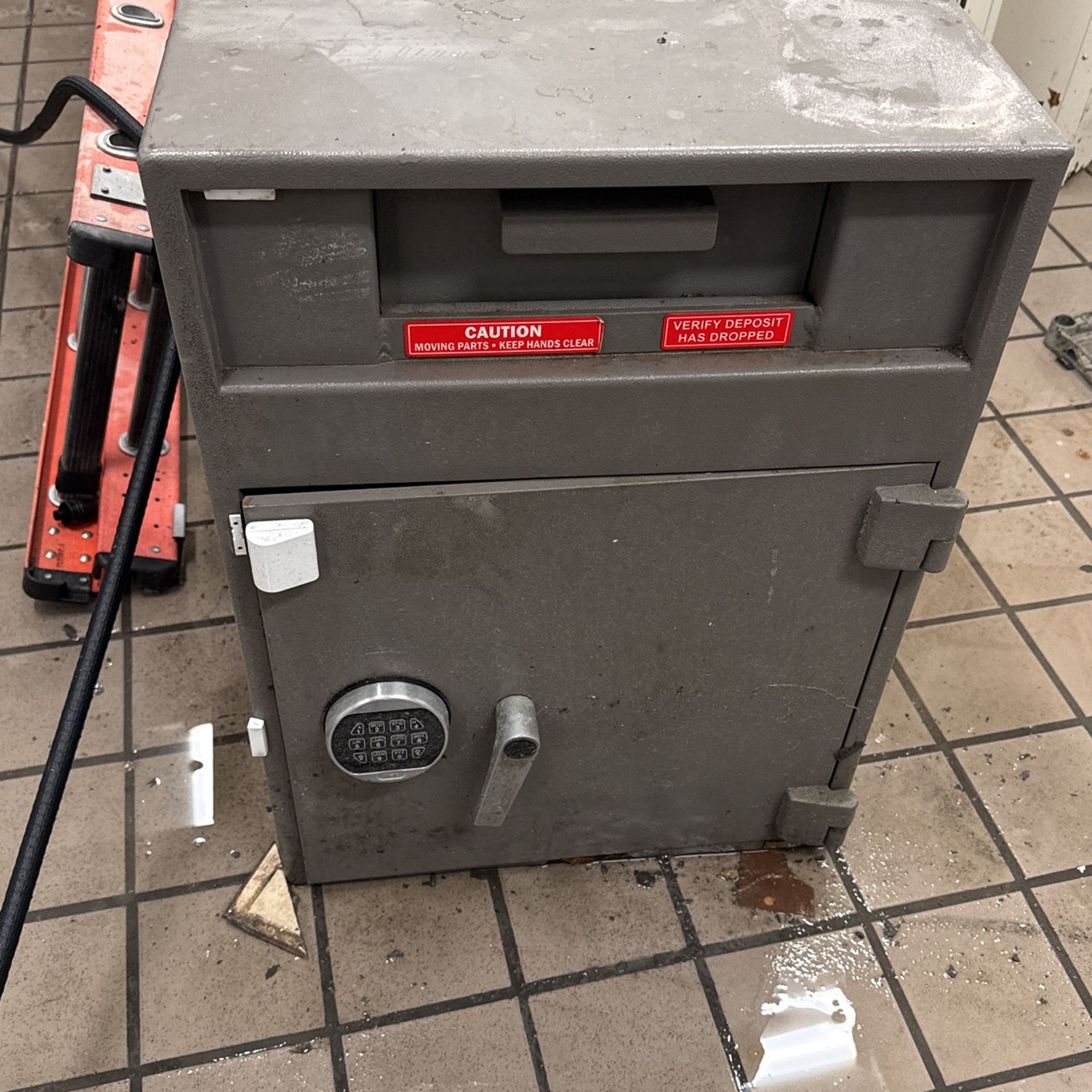 Restaurant Safe