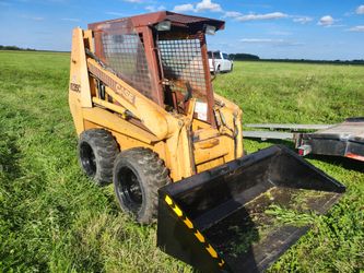 Case Track Skid Steer Loader with Bucket