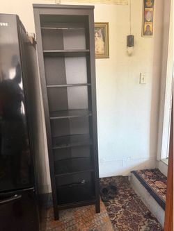 Shelf storage