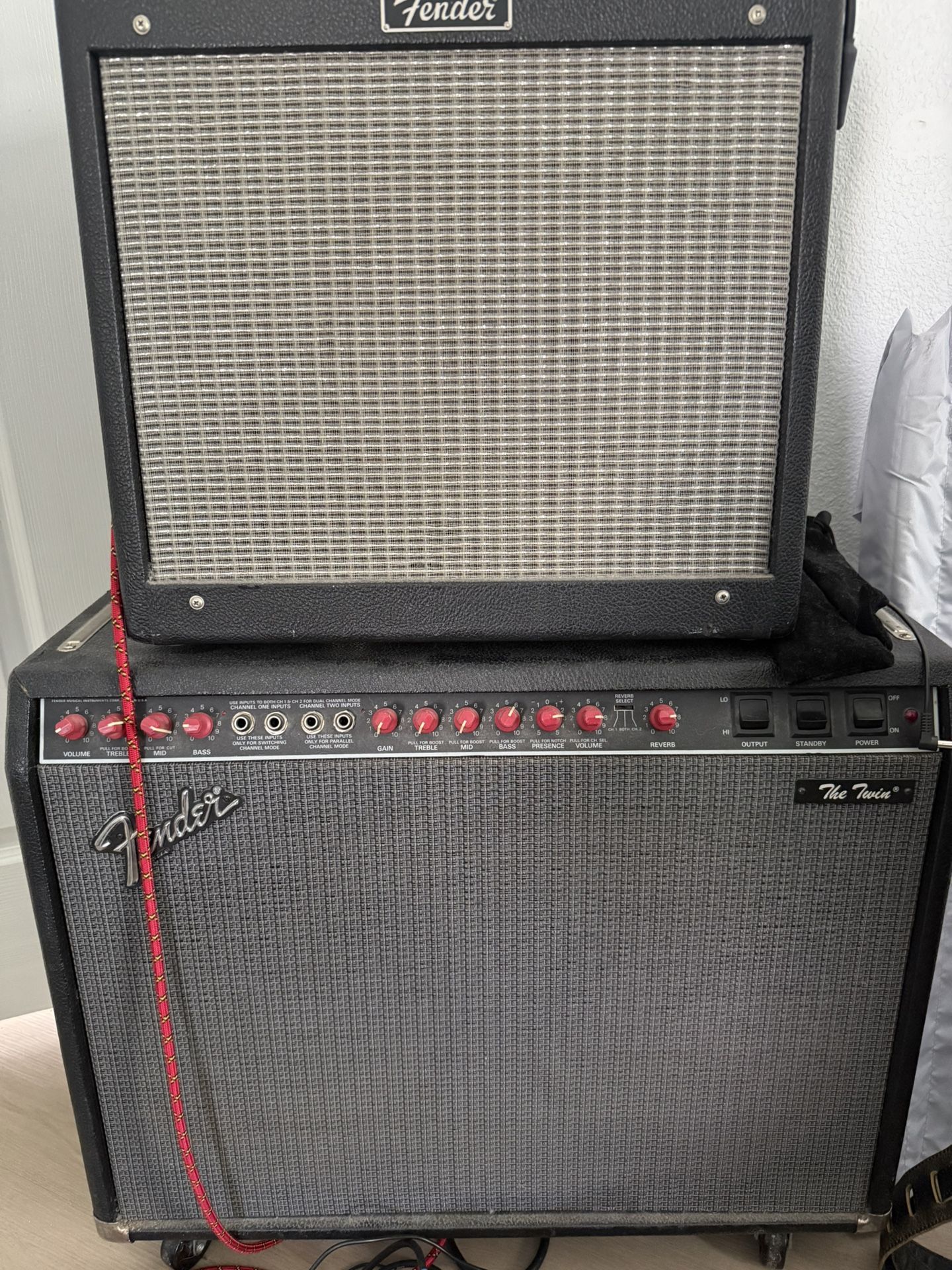 Fender Tube Amplifiers for Electric Guitar
