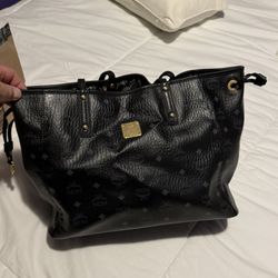 MCM Ladies Bag Reversible 