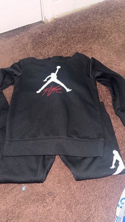 Toddler boy 2 piece sets size 4t