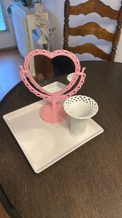 Vanity tray and decor(3 pieces )