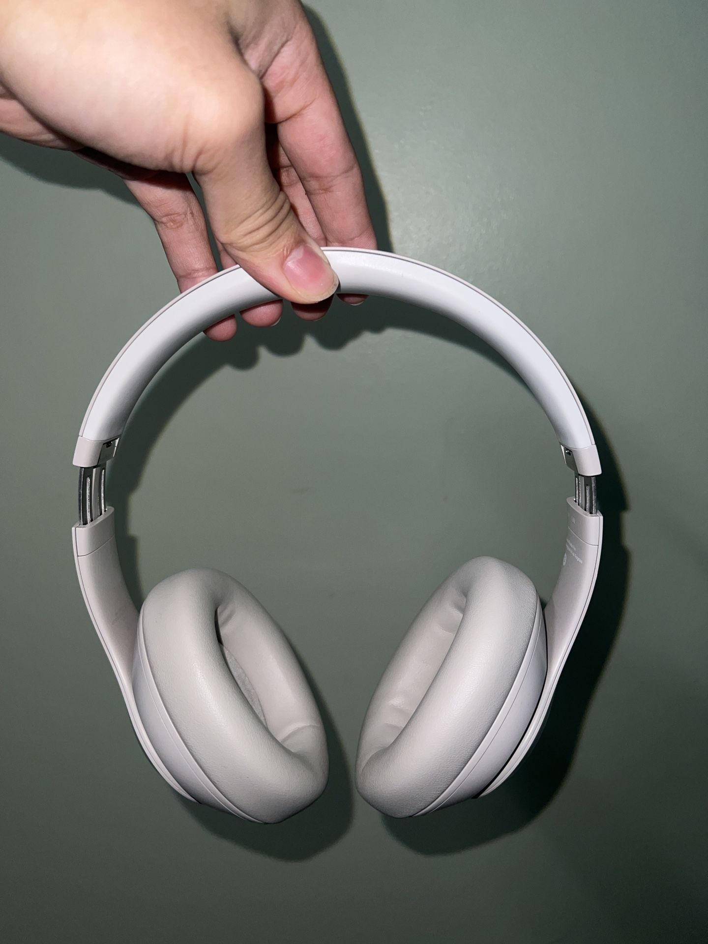Beats Studio Pro