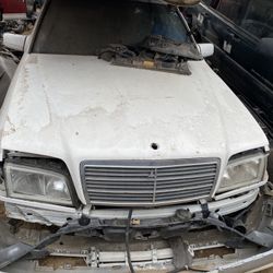 Mercedes Benz  C230 Parts C280 C220