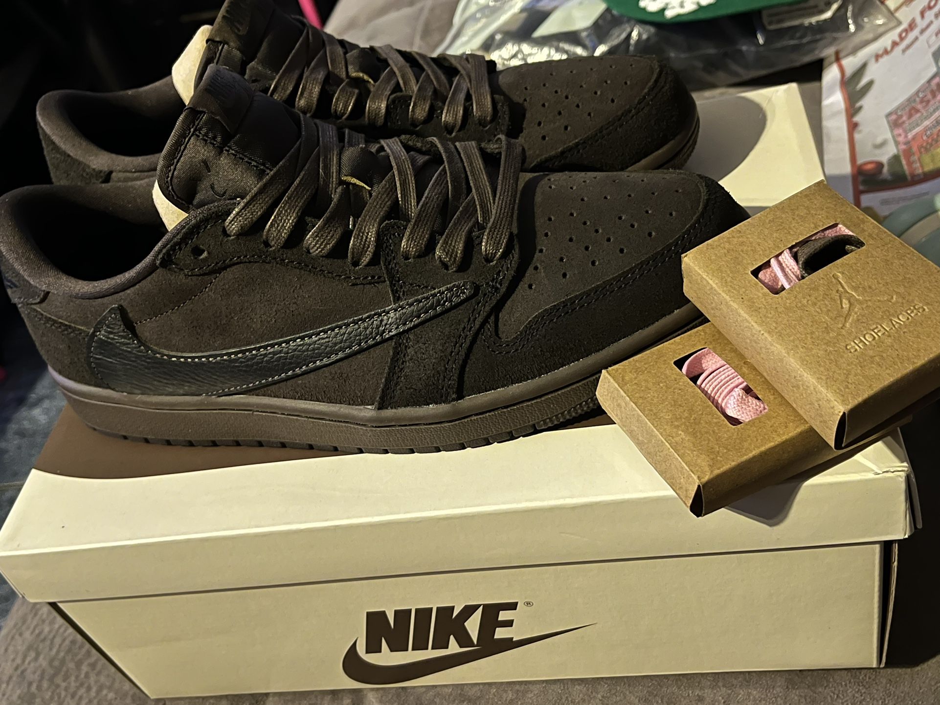 Jordan 1 Travis Scott Velvet Brown 