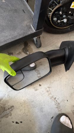 Ram tow mirrors