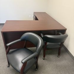 Office Desk And Chairs 