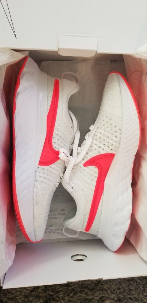 Nike React Infinity Run Flyknit 2 Women's Road Running Shoes