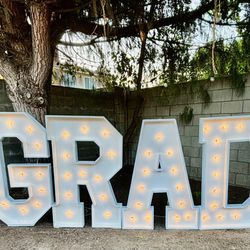 Grad Marquee