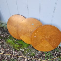 3 round 2 ft oak veneer table tops for craft furniture or other project

Nothing fancy, but solid well made commercial grade table tops. 