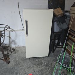 Kenmore Frostless Deep Freeze 