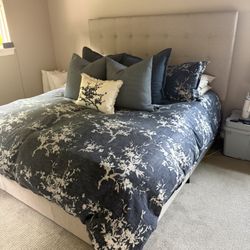 King Bed With Mattress 