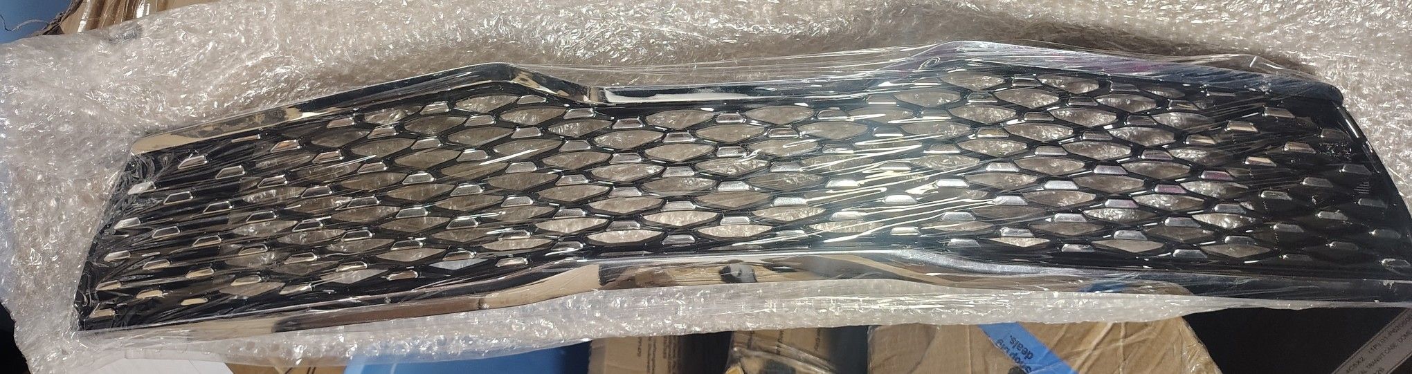Genuine OEM 86350-D4410 Radiator Grille / 86350D4410 for Kia Optima K5 16-17