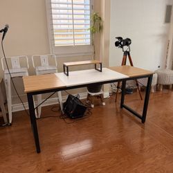 Desk Like New With Small Table 