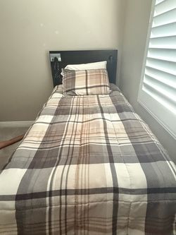 Twin Bed Frame with Dark Headboard