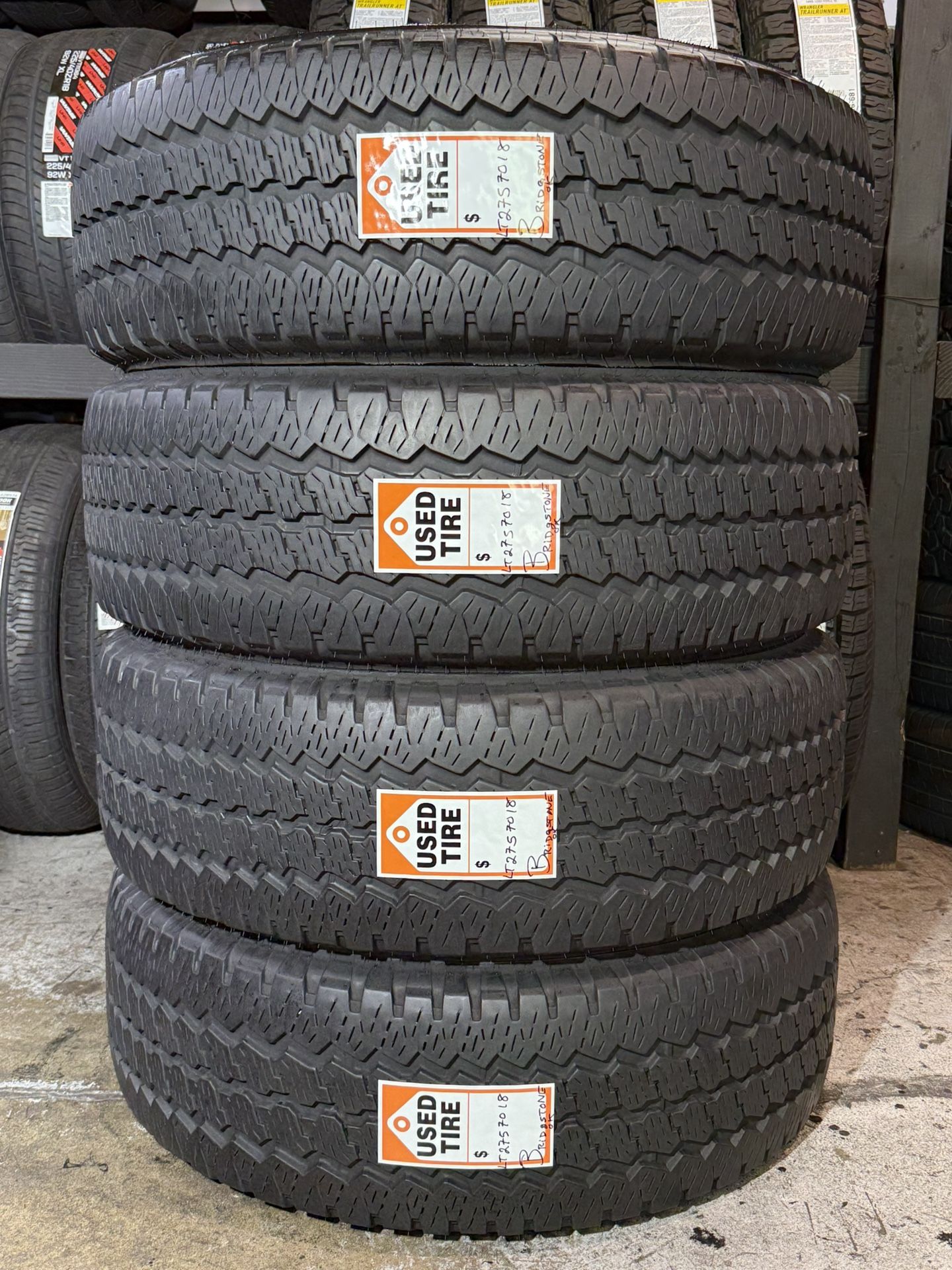 LT 275/70/18 Bridgestone