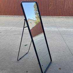 Mirror With Built In Stand