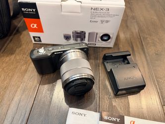 Sony NEX-3 Mirrorless Digital Camera with 18-55mm Lens Kit