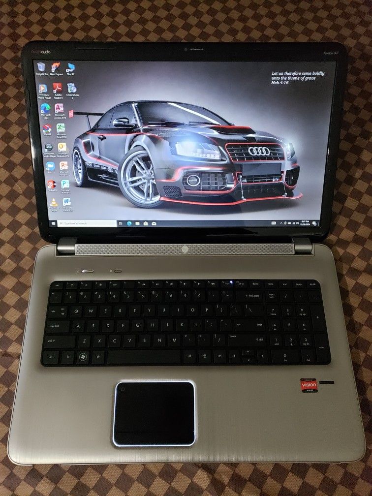 A BIG 17.3"inch AMD A8 HP Laptop, 640GB HDD, 6GB RAM, HDMI, Inbuilt Bluetooth, DVD RW π, SD Card Reader And a WebCam. Windows 10 Installed.