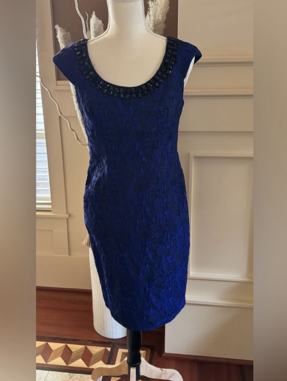 ADRIANNA PAPELL DRESS ROYAL BLUE WITH BEADED NECK, SIZE 6P