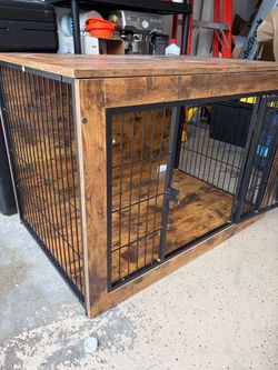 Never used dog kennel
