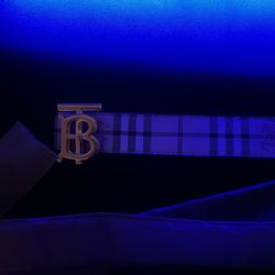 Burberry belt
